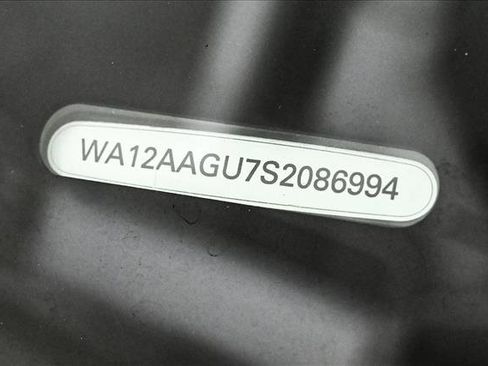 New 2025 Audi Q5 Premium Plus image 26