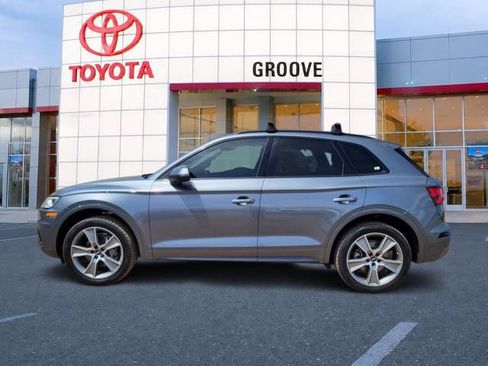 Used 2020 Audi Q5 2.0T Premium Plus w/ Premium Plus Package AWD/4WD image 2