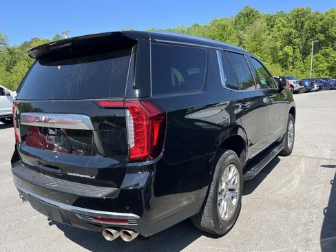 Used 2024 GMC Yukon Denali AWD/4WD image 2