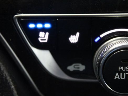 Used 2021 Honda Accord Touring image 34