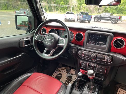 Used 2020 Jeep Wrangler Unlimited Rubicon AWD/4WD image 35