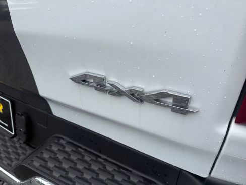 Used 2025 RAM 1500 Big Horn AWD/4WD image 16