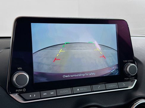 Used 2024 Nissan Sentra SV image 22