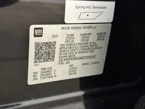 Certified 2024 Cadillac XT6 Sport w/ LPO, Floor Liner Package AWD/4WD image 34