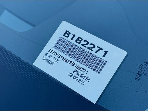 New 2025 Honda Pilot Elite image 30