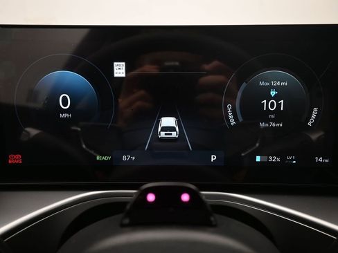 New 2026 Hyundai Ioniq 9 S image 9