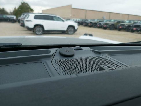 New 2026 Ford Bronco Outer Banks image 21