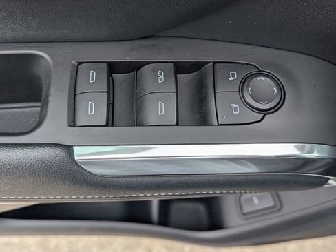 Certified 2024 Chevrolet Traverse LT image 18