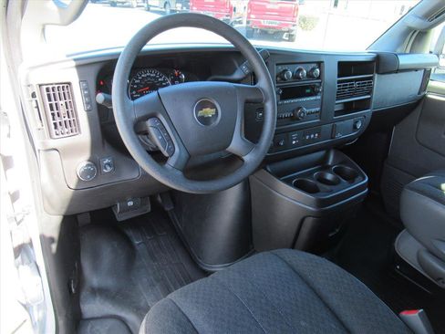 Used 2024 Chevrolet Express 2500 w/ Driver Convenience Package image 12
