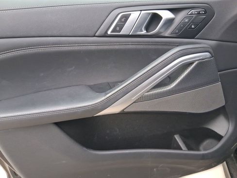 Certified 2023 BMW X6 xDrive40i w/ Executive Package image 11