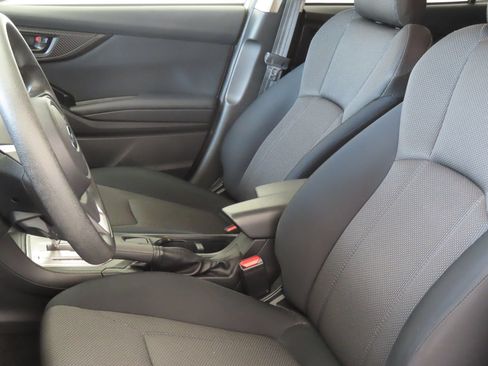 Used 2021 Subaru Crosstrek 2.0i AWD/4WD image 11
