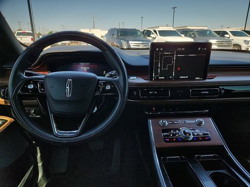 Used 2022 Lincoln Aviator Reserve w/ Equipment Group 201A AWD/4WD image 6