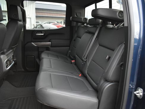 Used 2021 Chevrolet Silverado 1500 LTZ w/ LTZ Premium Package image 16