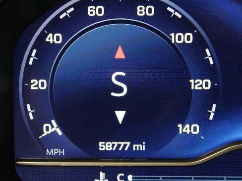 Used 2024 Chevrolet Silverado 2500 High Country image 12