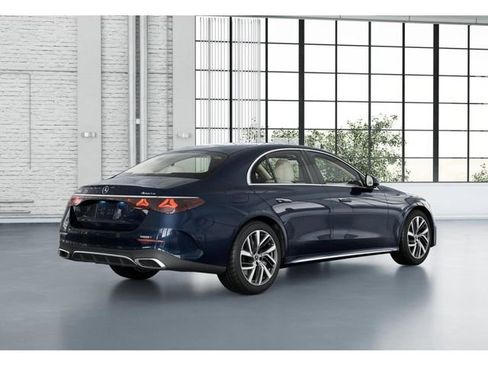 New 2026 Mercedes-Benz E 450 4MATIC Sedan image 21