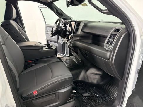 New 2026 RAM 2500 Tradesman AWD/4WD image 29