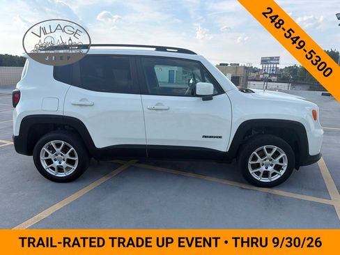 Used 2019 Jeep Renegade Latitude w/ Cold Weather Group AWD/4WD image 2
