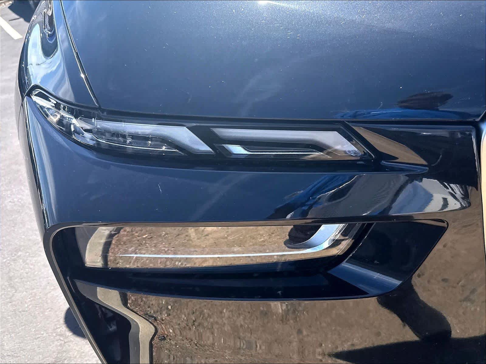 Used 2023 BMW X7 xDrive40i AWD/4WD image 34
