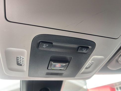 Used 2020 Toyota Camry LE image 24