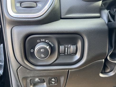 Used 2023 RAM 1500 Laramie image 16