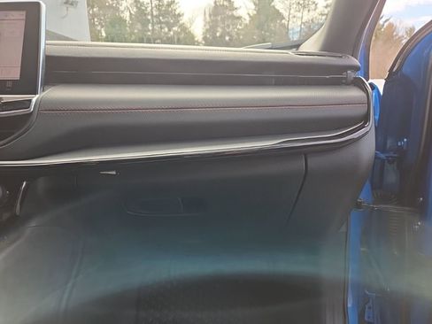 Used 2024 Jeep Compass Trailhawk w/ Trailhawk Elite Group image 35