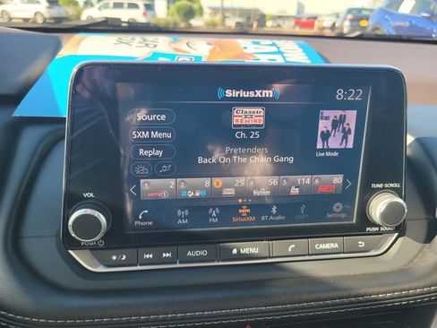 Used 2023 Nissan Rogue SV image 23