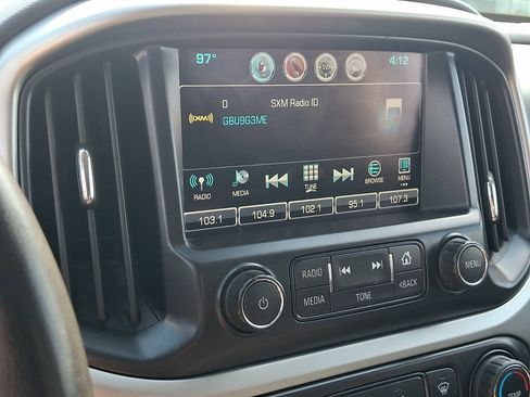 Used 2016 Chevrolet Colorado LT w/ LT Convenience Package AWD/4WD image 16