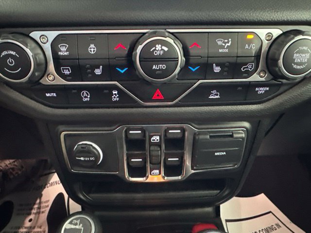 Used 2024 Jeep Wrangler Unlimited Sport AWD/4WD image 16