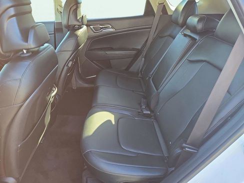 Certified 2025 Kia Sportage EX w/ Premium Package image 21