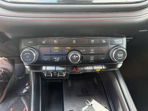 Used 2023 Dodge Durango R/T AWD/4WD image 29