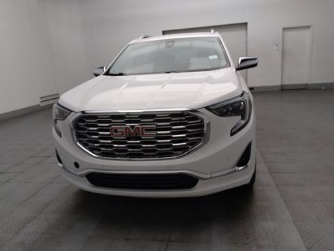 Used 2020 GMC Terrain Denali w/ Denali Premium Package FWD image 15