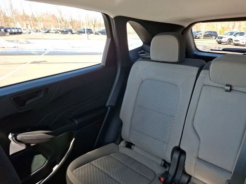 Used 2022 Ford Escape SE w/ Convenience Package image 12