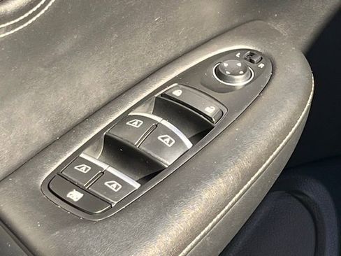 Certified 2022 INFINITI QX55 Essential w/ Proassist Package image 10