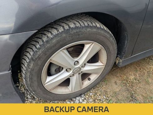 Used 2010 Toyota Camry SE image 5