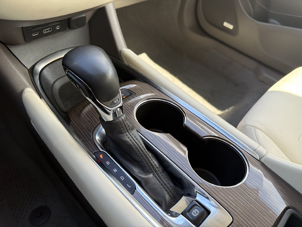 Used 2024 Chevrolet Malibu LT FWD image 28