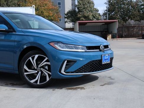 New 2026 Volkswagen Jetta SEL image 2