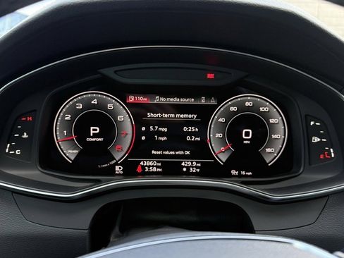 Used 2023 Audi A6 Premium Plus image 12