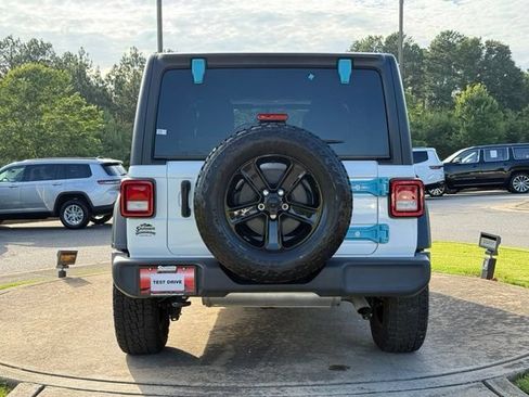 Used 2021 Jeep Wrangler Unlimited Sport AWD/4WD image 6