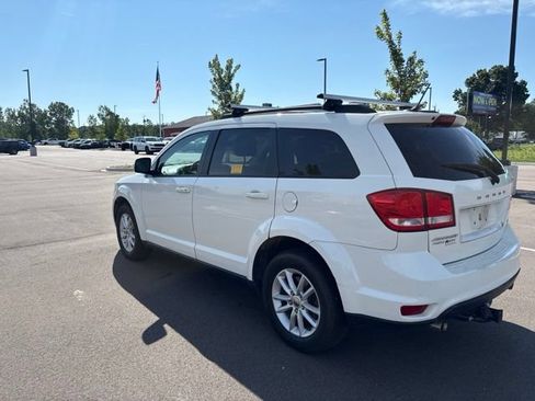 Used 2017 Dodge Journey SXT w/ Comfort/Convenience Group AWD/4WD image 3