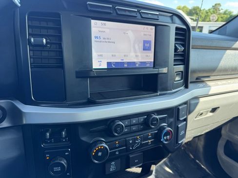 Used 2024 Ford F250 XLT w/ Snow Plow Prep Package AWD/4WD image 28