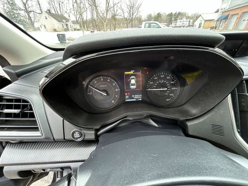 Used 2019 Subaru Crosstrek 2.0i w/ Eyesight System image 15