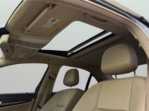 Used 2014 Mercedes-Benz C 300 4MATIC Sedan image 18