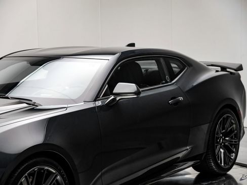 Used 2018 Chevrolet Camaro ZL1 RWD image 24