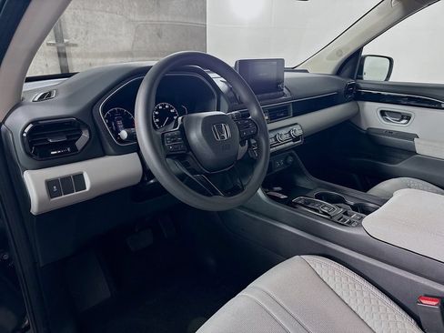 Certified 2023 Honda Pilot LX image 7