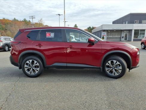 Certified 2023 Nissan Rogue SV image 4