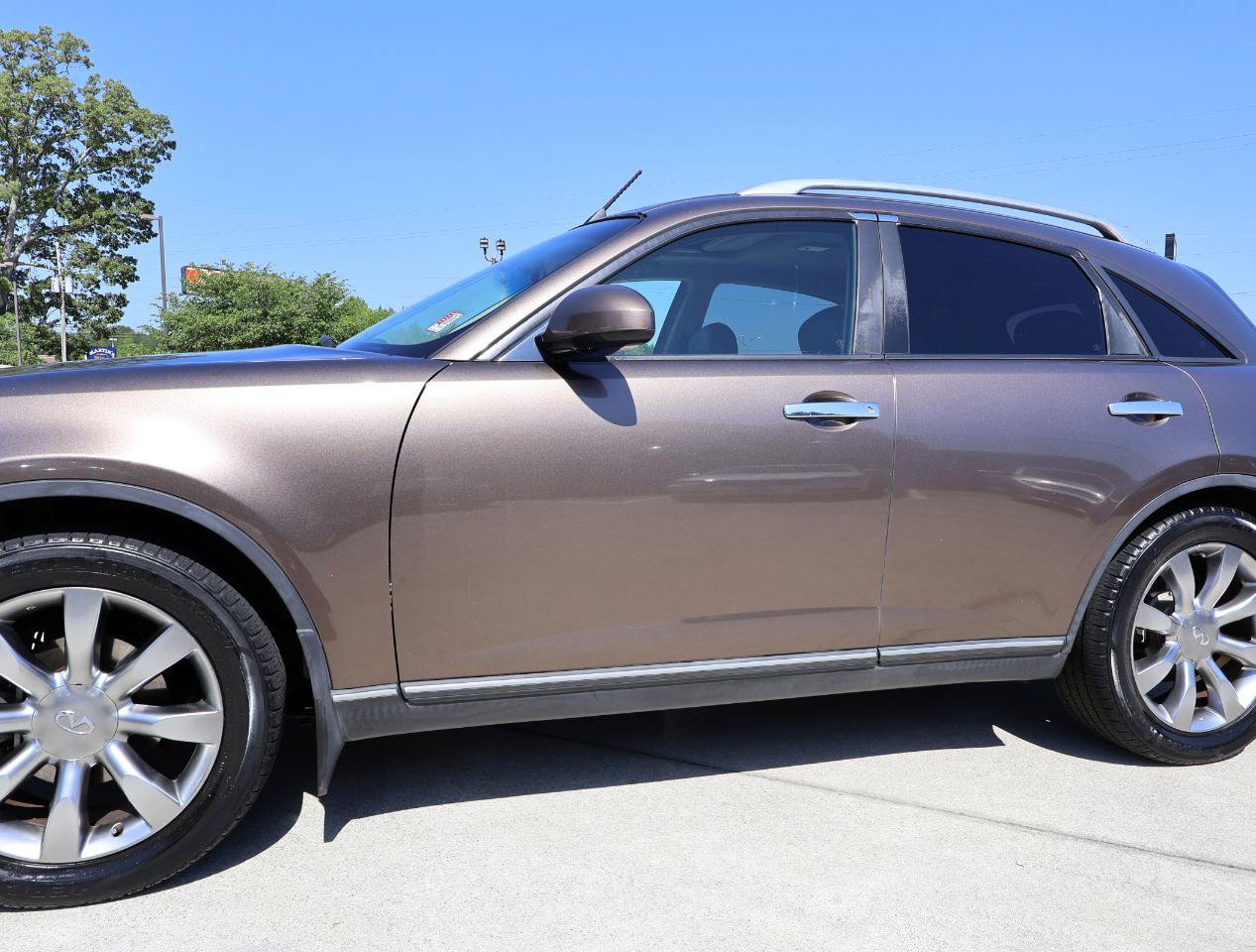 Used 2004 INFINITI FX35 2WD w/ Touring Pkg image 32