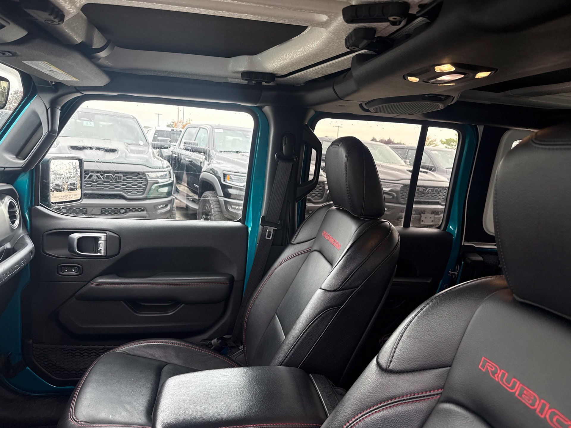 Used 2019 Jeep Wrangler Unlimited Rubicon AWD/4WD image 11