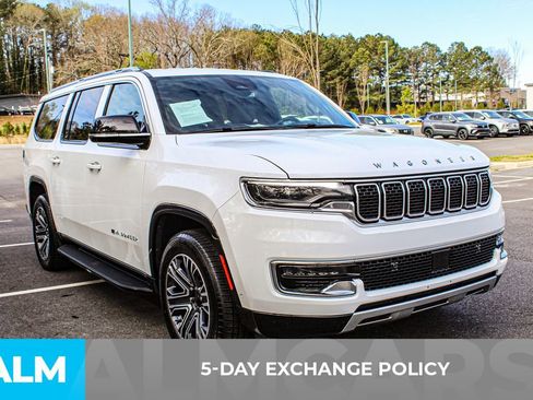 Used 2024 Jeep Wagoneer L Series II image 3
