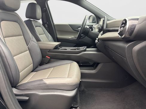 Used 2025 Chevrolet Equinox LT w/ Convenience Package II AWD/4WD image 18