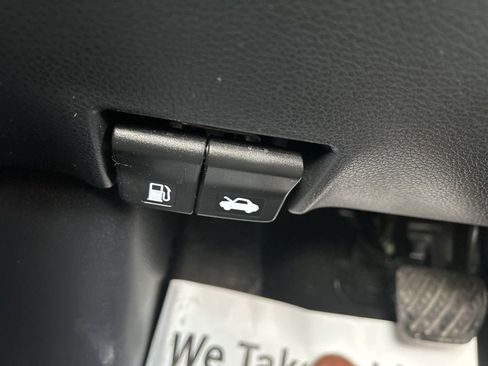 Used 2019 Nissan Sentra S FWD image 30